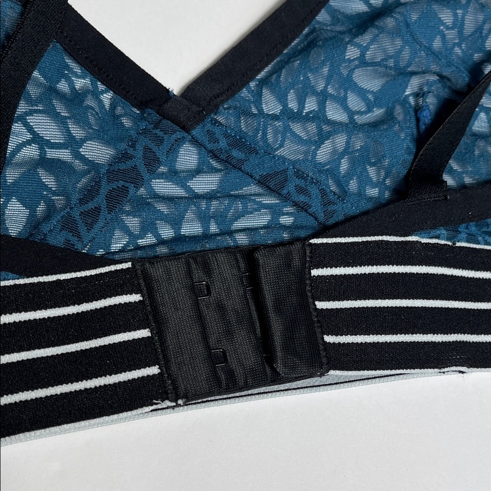 Halogen Lace Bralette with Striped Band - Picture 9 of 10